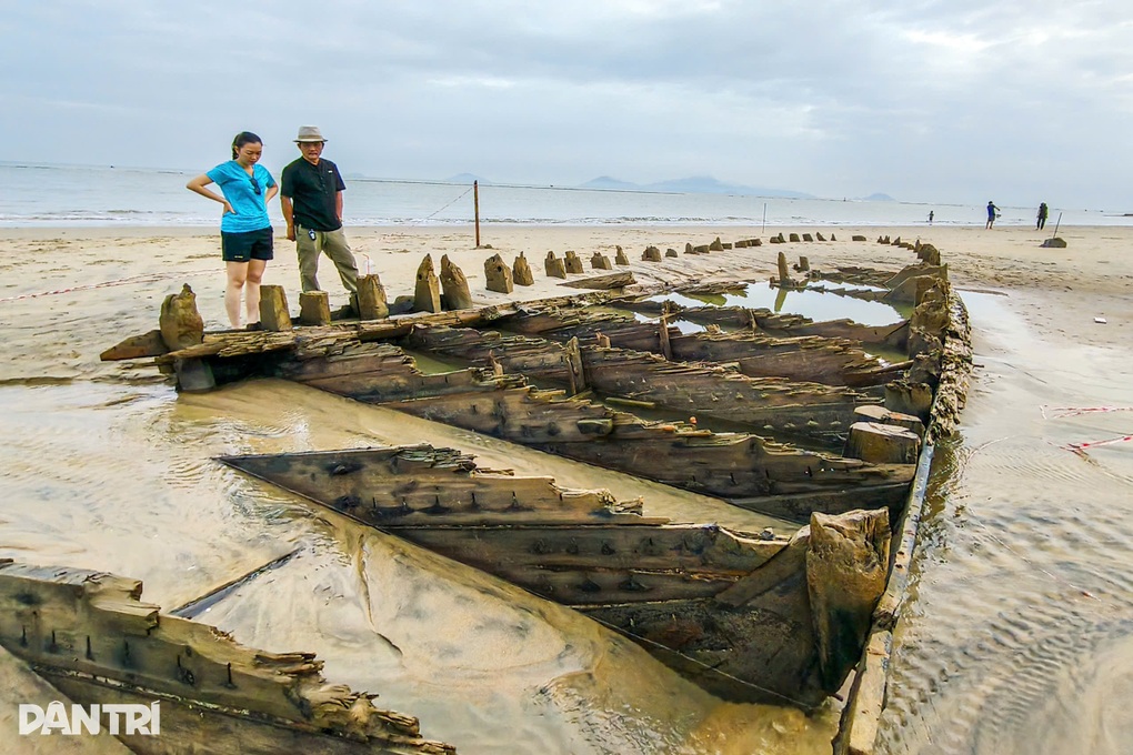 Tàu gỗ cổ phát lộ trở lại ở biển Hội An: Đề xuất khảo cổ khẩn cấp - 3