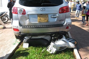 Người lái xe “đại náo” trên phố là cán bộ Sở Giáo dục