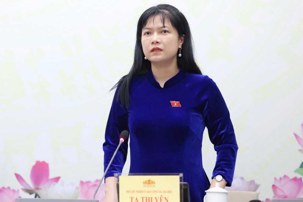 Nhiều cán bộ tự nguyện từ trưởng xuống phó, chấp nhận hy sinh - 1 Nhiều cán bộ tự nguyện từ trưởng xuống phó, chấp nhận hy sinh - 1