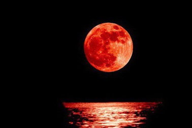 Thuyết trái đất phẳng giải thích thế nào về hiện tượng nguyệt thực toàn phần?