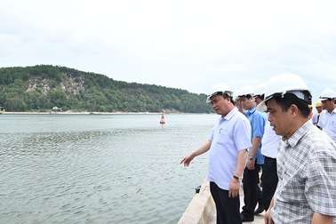 Thủ tướng: Xử lý nghiêm hành vi nhũng nhiễu người dân, doanh nghiệp