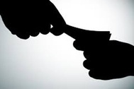 Lập zalo giả gái, dùng ảnh "nóng" tống tiền 16 chàng trai