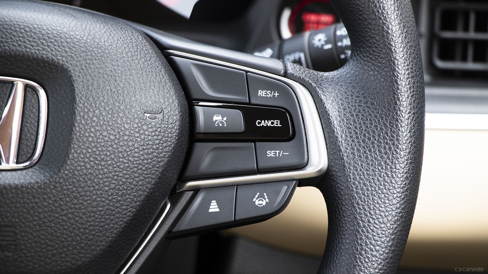 Cận cảnh tiểu Honda City 2025: Xe rẻ nhất có đủ ADAS ở quốc gia tỷ dân - 16 Cận cảnh tiểu Honda City 2025: Xe rẻ nhất có đủ ADAS ở quốc gia tỷ dân - 16