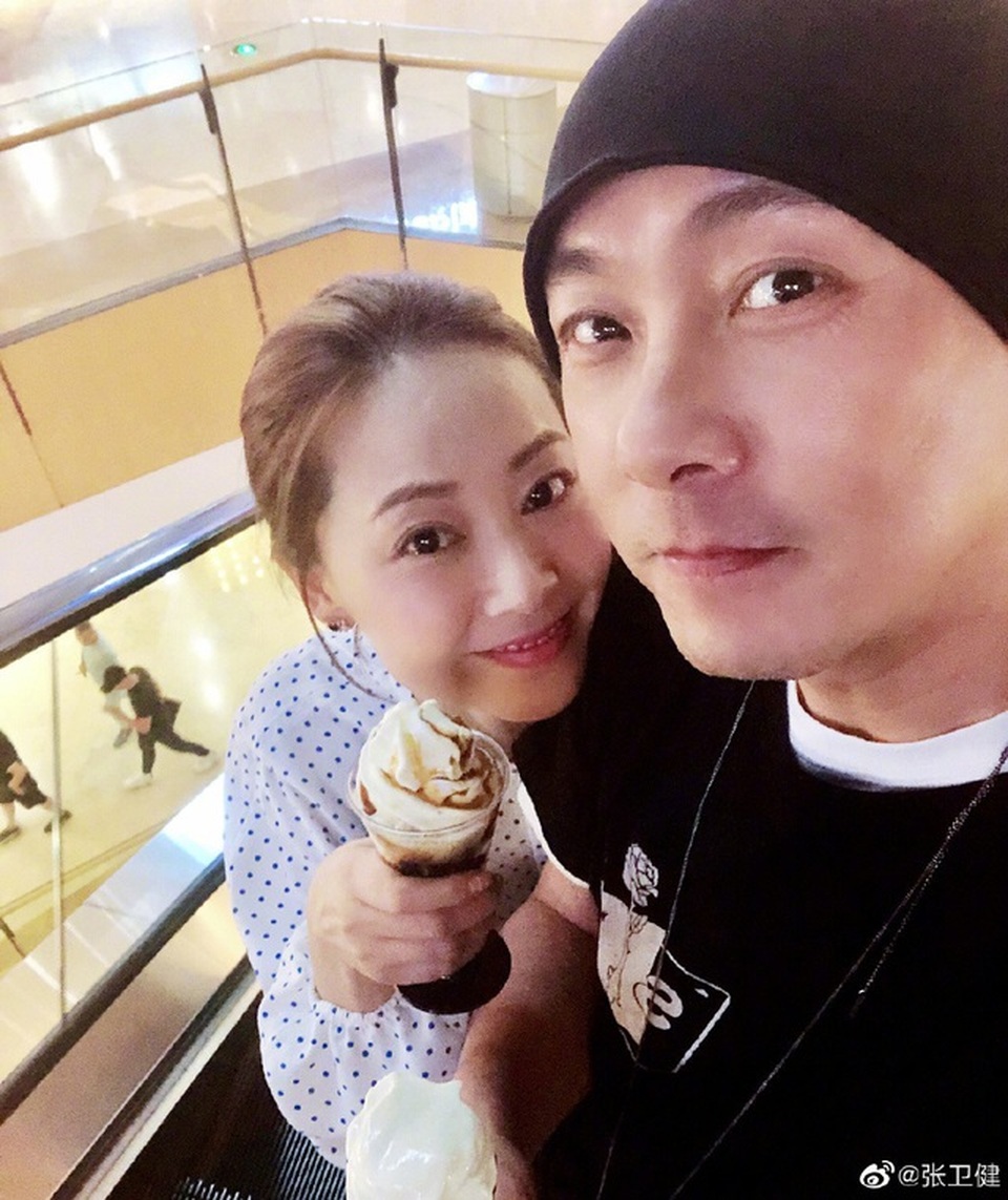 “Vua hài” Trương Vệ Kiện tiết lộ từng bị vợ “ép cưới” - 8 “Vua hài” Trương Vệ Kiện tiết lộ từng bị vợ “ép cưới” - 8