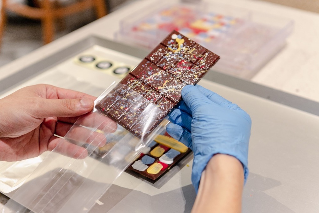 Gắn kết gia đình với loạt hoạt động tự tay làm đồ thủ công tại Singapore - 2