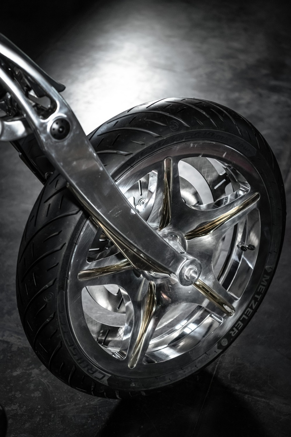 Chopper độc bản BMW Motorrad R 18 Magnifica: Như một kiệt tác - 8 Chopper độc bản BMW Motorrad R 18 Magnifica: Như một kiệt tác - 8
