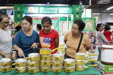 Hàng Việt "áp đảo" tại thị trường Lào