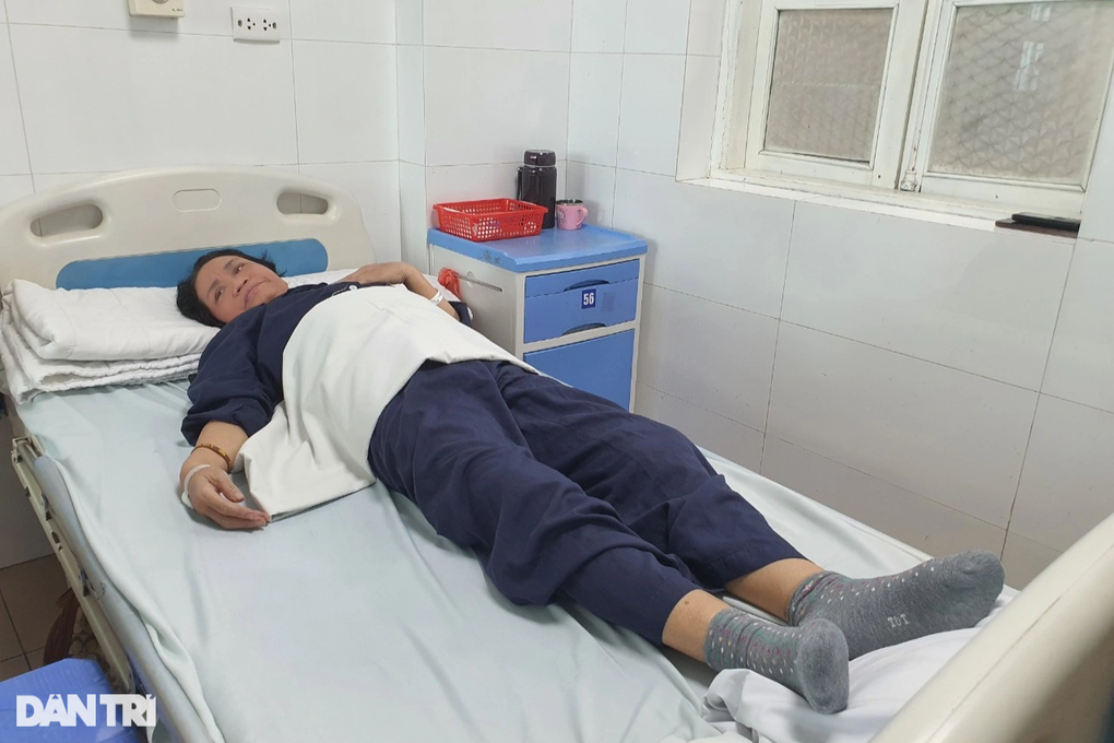 Người phụ nữ nằng nặc xin xuất viện vì Người phụ nữ nằng nặc xin xuất viện vì