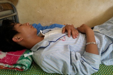 Nghệ An: Nam thanh niên phải nhập viện vì trưởng công an xã ra đòn mạnh tay?