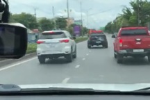 15km truy đuổi xe ô tô phóng "bạt mạng" với vận tốc gần 120 km/h