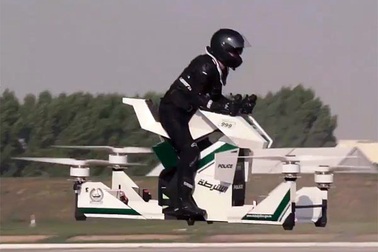 Chán siêu xe, cảnh sát Dubai chuyển sang môtô bay