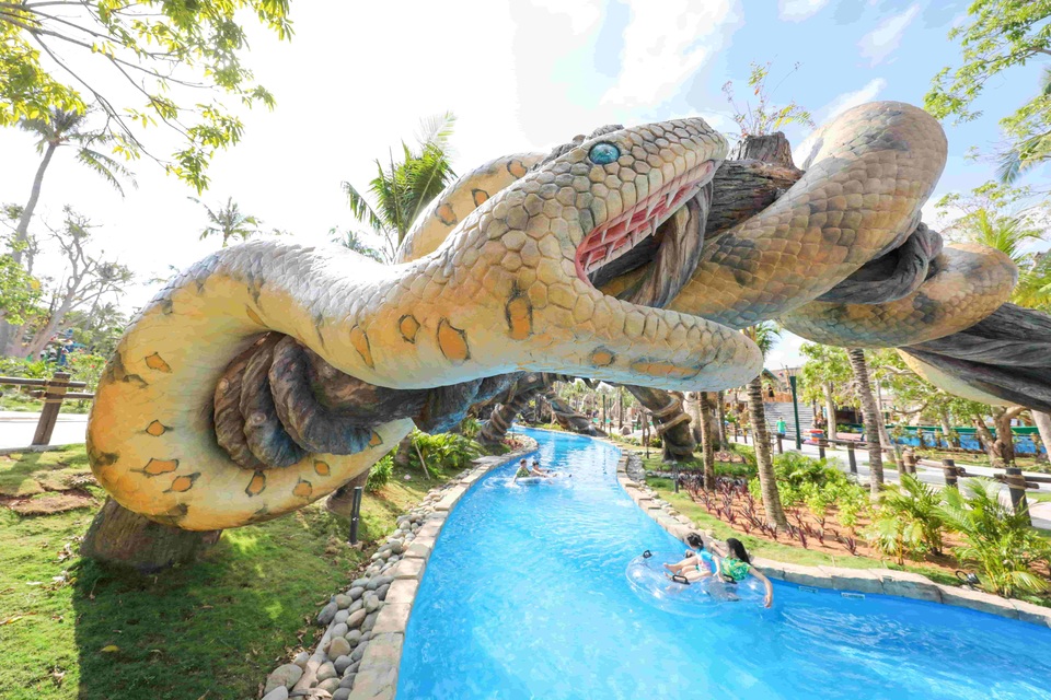 Phú Quốc khai trương công viên nước nghìn tỷ hiện đại nhất Đông Nam Á - 9 Phú Quốc khai trương công viên nước nghìn tỷ hiện đại nhất Đông Nam Á - 9