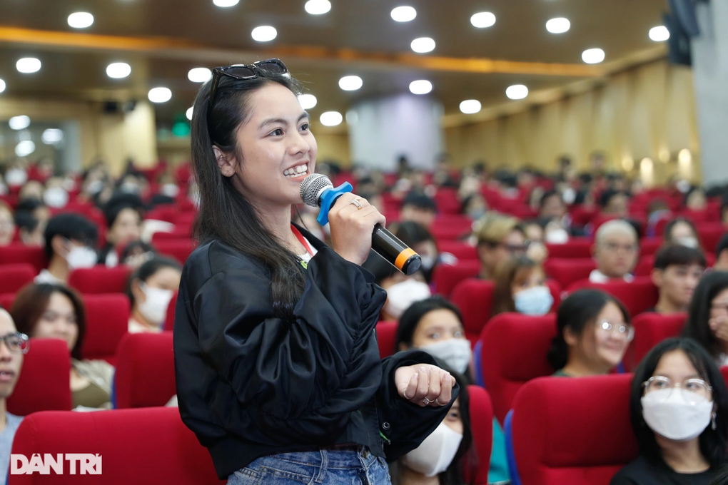Huy động sức trẻ trong cải thiện ùn tắc giao thông tại Hà Nội và TPHCM - 2 Huy động sức trẻ trong cải thiện ùn tắc giao thông tại Hà Nội và TPHCM - 2