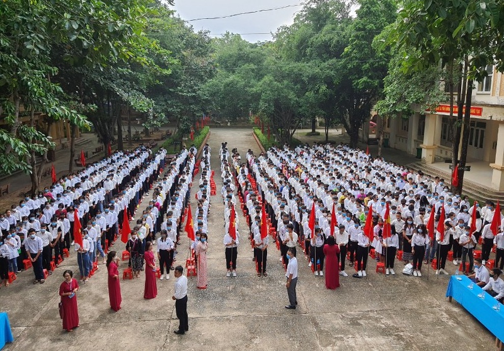Tạm dừng đến trường nơi đang thực hiện giãn cách theo Chỉ thị 15 và 16 - 1 Tạm dừng đến trường nơi đang thực hiện giãn cách theo Chỉ thị 15 và 16 - 1