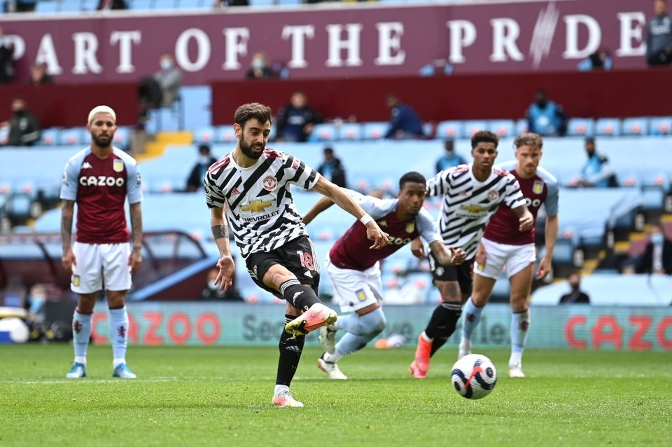 Aston Villa 1-3 Man Utd: 4 phút lật mặt và dấu ấn của Cavani - 8 Aston Villa 1-3 Man Utd: 4 phút lật mặt và dấu ấn của Cavani - 8
