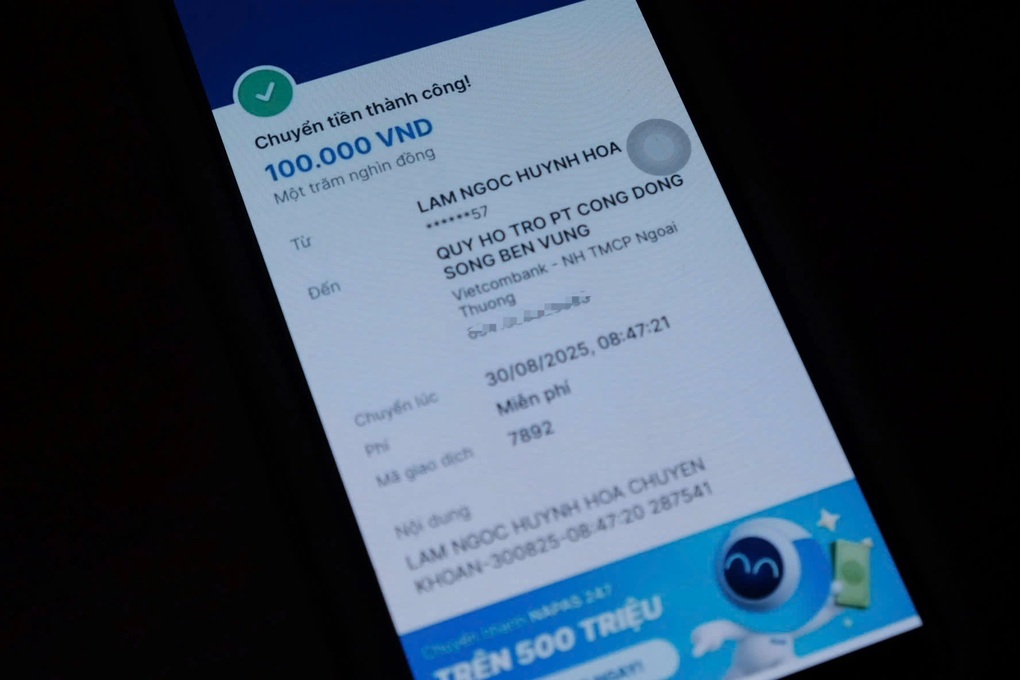 Le gouvernement donne 100 000 VND le jour de l'indépendance : comment les gens le dépensent-ils ? - 1 Chính phủ tặng 100.000 đồng dịp Tết Độc lập: Người dân chi tiêu ra sao? - 1
