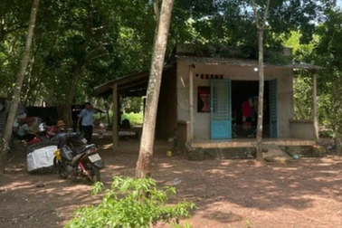 Truy tìm kẻ hiếp dâm bé gái 10 tuổi ở Bình Phước