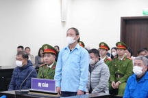 Nhận cảm ơn gần 25 tỷ đồng, cựu Chủ tịch NXB Giáo dục chỉ chi tiêu cá nhân