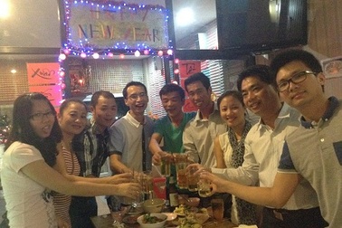 Ấm áp đêm Giao thừa trên đất Thái