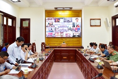 Bí thư Thừa Thiên Huế lo ngại Covid-19 lây nhiễm từ đường biên giới