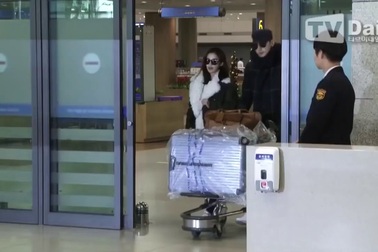 Hình ảnh ngọt ngào của Bi (Rain) và Kim Tae Hee