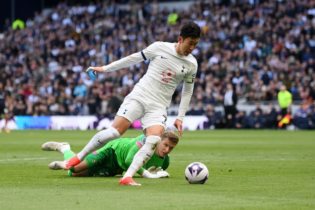 Tottenham, Aston Villa khiến Man Utd thêm thất vọng - 1 Tottenham, Aston Villa khiến Man Utd thêm thất vọng - 1