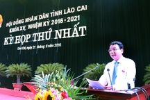 Thủ tướng phê chuẩn việc bầu 5 Chủ tịch tỉnh