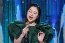 Huyền Phương gây ngạc nhiên với bản phối xẩm sử dụng tứ tấu đàn dây