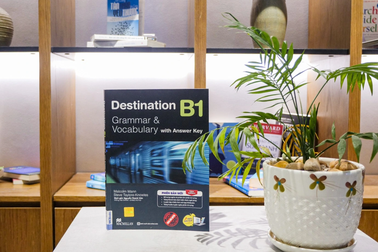 MCBooks giữ bản quyền xuất bản sách Destination B1, B2, C1, C2 tại Việt Nam
