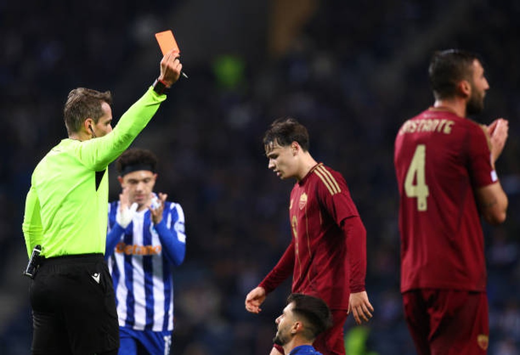 AS Roma hòa kịch tính Porto tại Europa League - 2 AS Roma hòa kịch tính Porto tại Europa League - 2