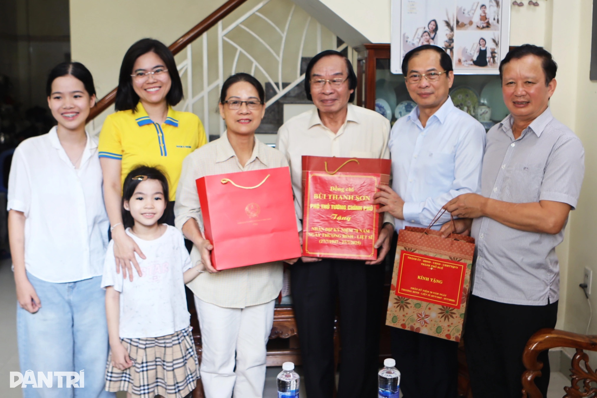 Lãnh đạo Chính phủ tri ân người có công với cách mạng tại thành phố Huế - 3