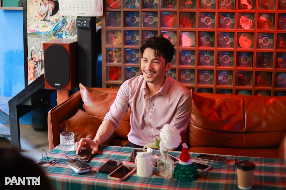 Liên Bỉnh Phát kể mối tình 5 năm với thành viên Mắt Ngọc, lý do chưa cưới - 7 Liên Bỉnh Phát kể mối tình 5 năm với thành viên Mắt Ngọc, lý do chưa cưới - 7