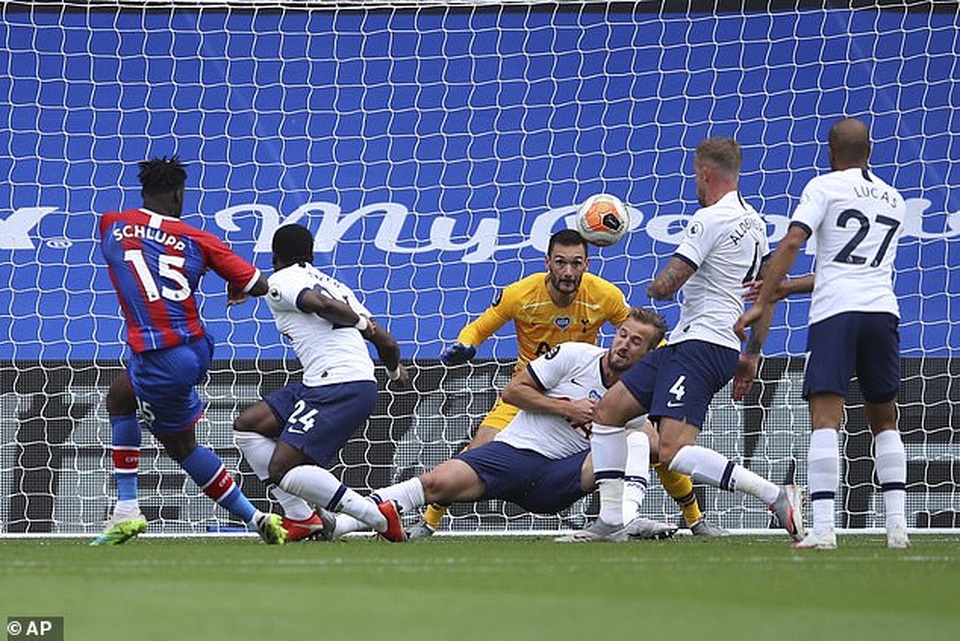 Lách qua khe cửa hẹp, Tottenham giành vé dự Europa League - 5 Lách qua khe cửa hẹp, Tottenham giành vé dự Europa League - 5