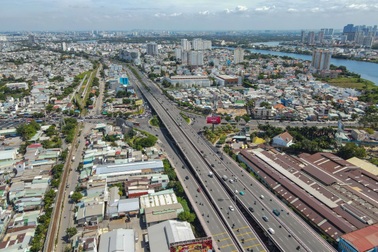 Bất động sản quanh TPHCM nhộn nhịp trước "giờ G", nhà đầu tư đổi vị?