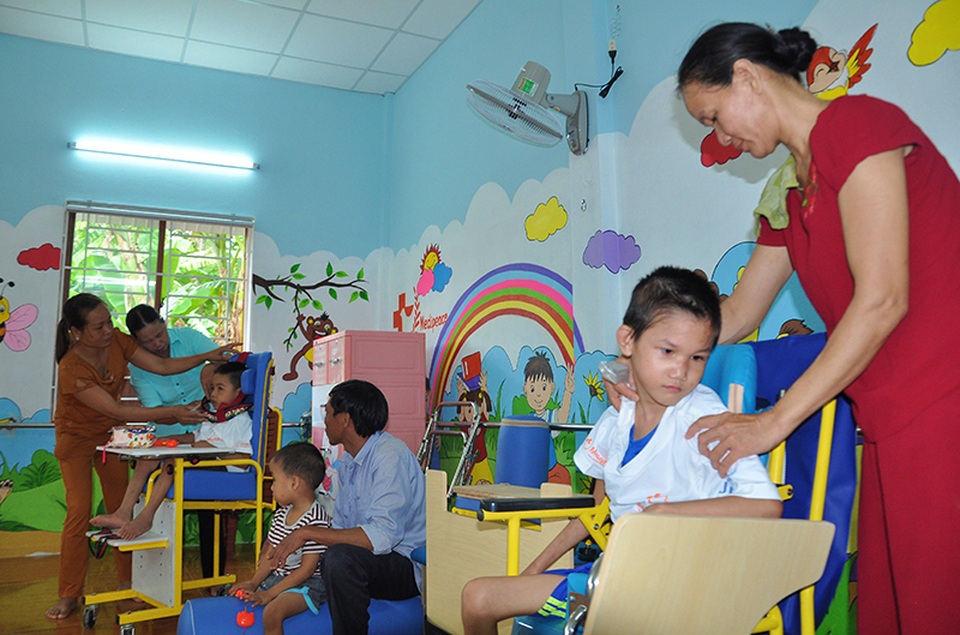 Hơn 1.100 trẻ em khuyết tật vùng nông thôn được điều trị phục hồi chức năng - 1 Hơn 1.100 trẻ em khuyết tật vùng nông thôn được điều trị phục hồi chức năng - 1