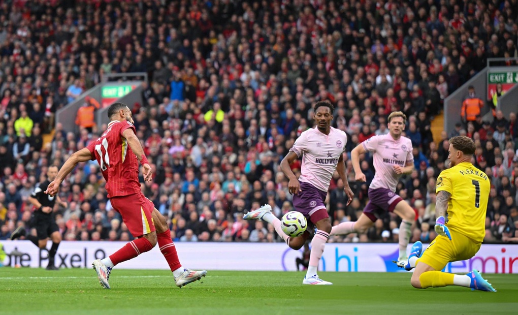 Liverpool chen chân vào top 4, Chelsea thắng đậm bất ngờ - 3