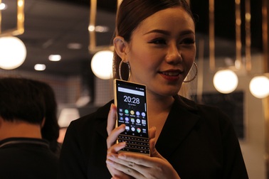 Blackberry KEY2 ra mắt tại Việt Nam, giá 16,9 triệu đồng