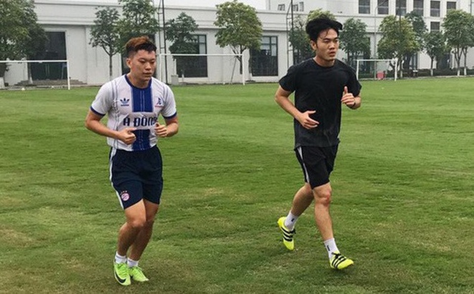 Xuân Trường, Duy Mạnh hăng say tập luyện chờ ngày trở lại - 2 Xuân Trường, Duy Mạnh hăng say tập luyện chờ ngày trở lại - 2