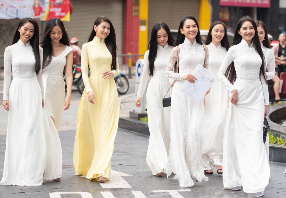 Lộ diện nhan sắc top 30 đầu tiên vào Bán kết Hoa Hậu Việt Nam 2020 - 4