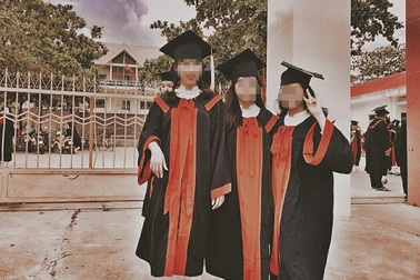 Ô tô tông chết 2 nữ sinh: Uớc mơ vỡ vụn dưới bánh xe “điên”