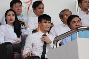 Đội bóng của Công Vinh thiếu gì để thành công?