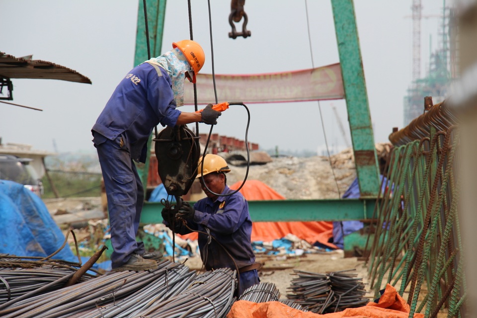 Ngắm toàn cảnh công trình cầu dài nhất miền Trung - 10 Ngắm toàn cảnh công trình cầu dài nhất miền Trung - 10