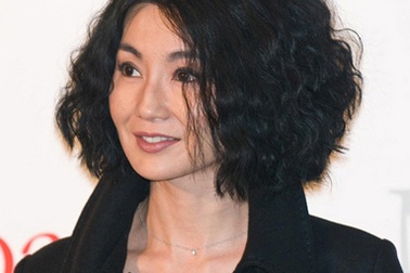 Trương Mạn Ngọc chi tiền triệu lập ban nhạc với bạn trai kém tuổi 