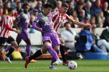 Arsenal, Tottenham đua top 4, Man Utd đã hụt hơi