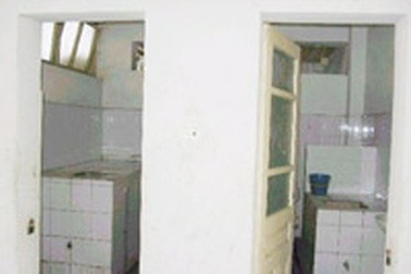 Bi hài chuyện toilet sinh viên