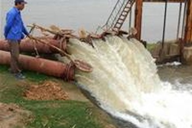 Sông Hồng thoát khỏi mực nước "chết"