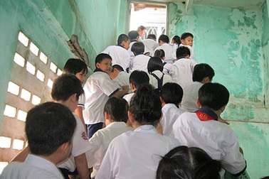 Trường học xuống cấp ở TPHCM