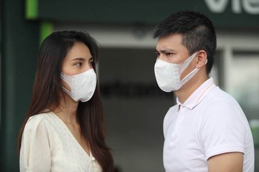 Ca sĩ Thủy Tiên đề nghị kê biên tài sản của bà Phương Hằng