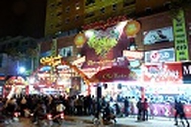 Tết đến sớm tại Hệ thống siêu thị điện máy Topcare 