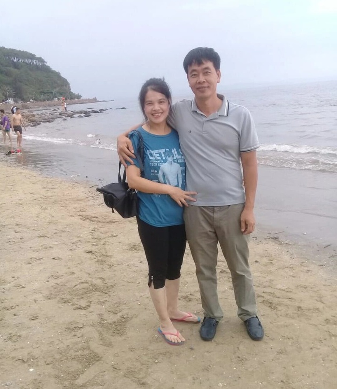 Mẹ U50 sinh em gái, anh trai 21 tuổi ở Hải Phòng bị nhầm là bố trẻ con - 4 Mẹ U50 sinh em gái, anh trai 21 tuổi ở Hải Phòng bị nhầm là bố trẻ con - 4